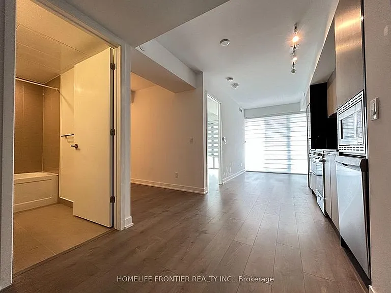 18 Maitland Ter #1807 — Photo 17