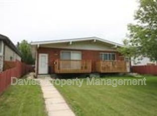 10531 154th St NW, Edmonton, AB