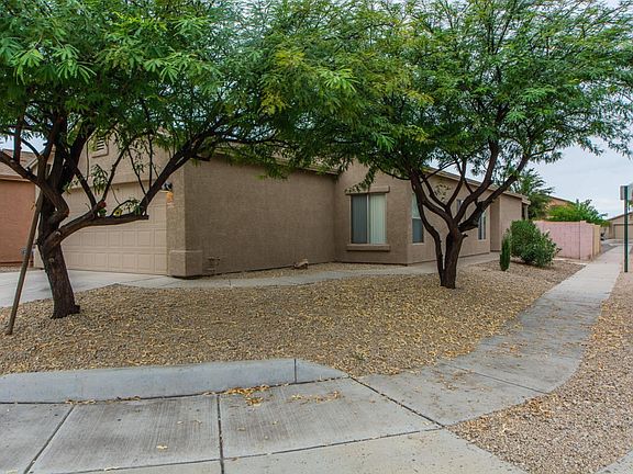 3rd image of 6628 S Stratosphere Ln