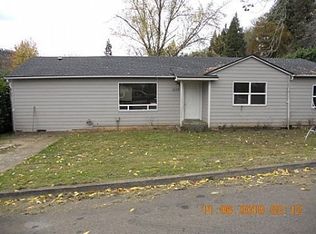 2139 SE Balsam Ave, Roseburg, OR