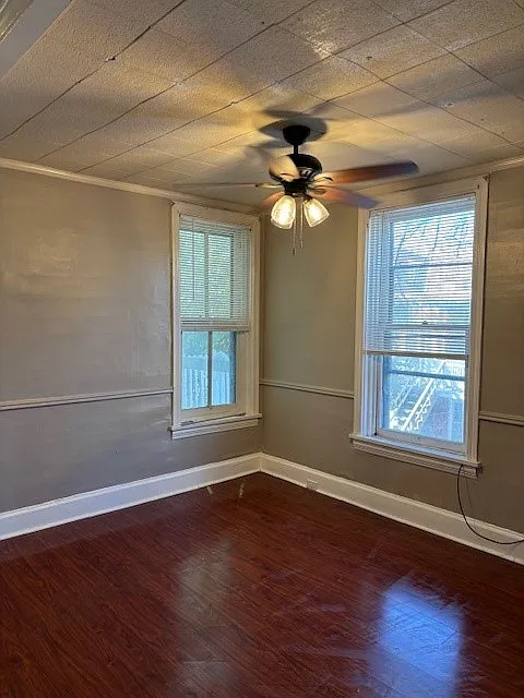 3 bed, 1060 sqft, $1,350 — Photo 4
