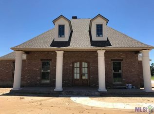 32128 Oak Landing Ave, Denham Springs, LA 70726