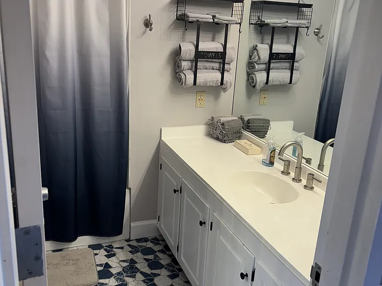 375 Endicott St N #201 — Photo 2