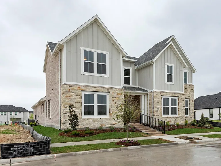 9304 Blooming Ivy Dr — Photo 1