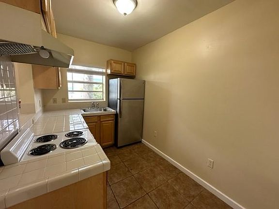 5th image of 4249 Bougainvilla Dr APT 2