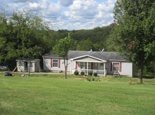281 Wiley Ln, Berry, KY 41003