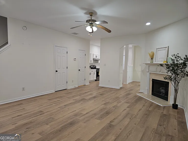 619 Kenridge Way — Photo 12