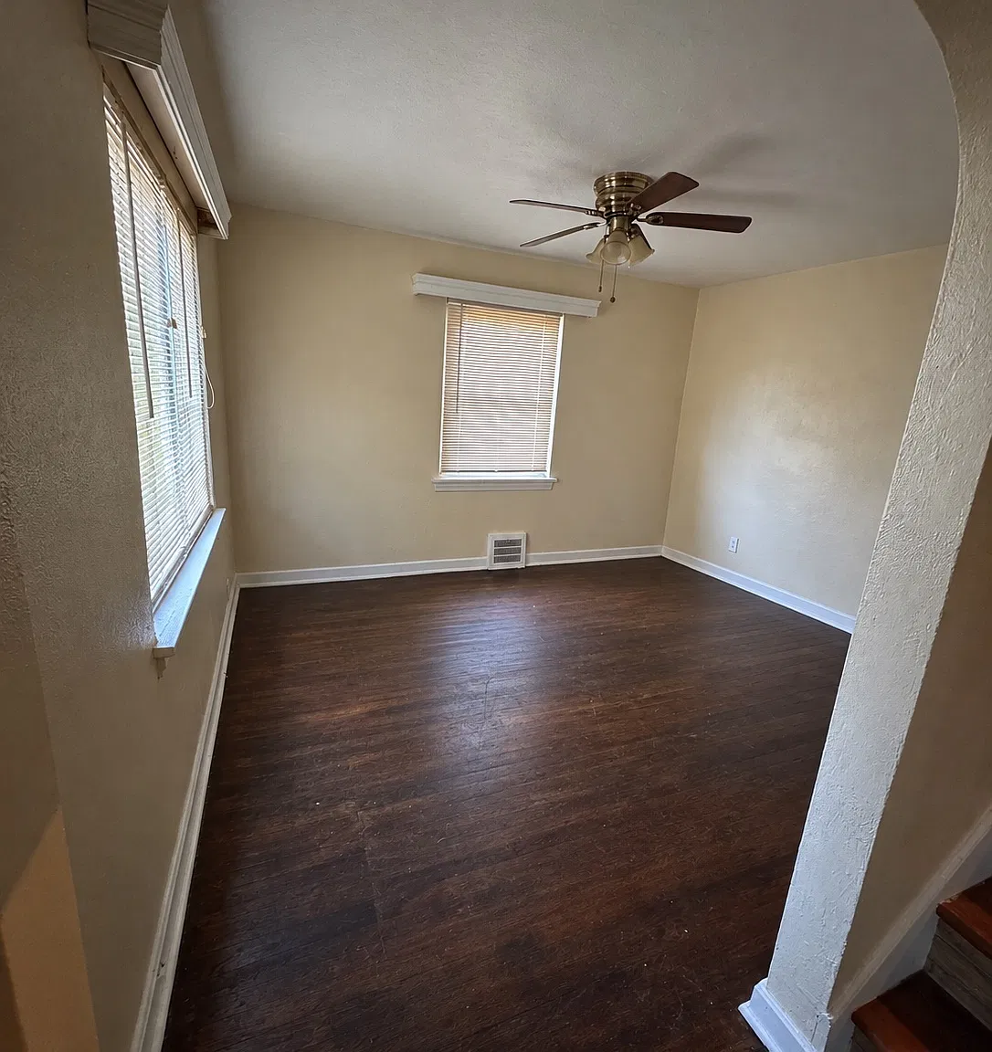 3 bed, 1232 sqft, $1,500 — Photo 2