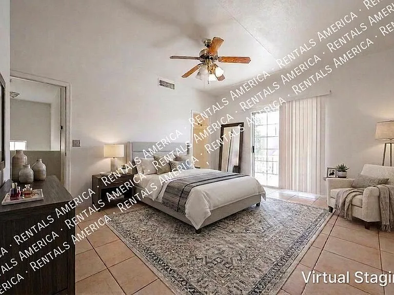 1022 W Westchester Ave — Photo 31