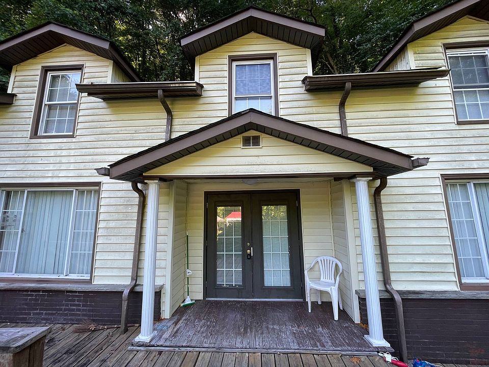 1st image of 844 S Park Rd SE