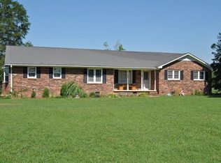 1378 Three Point Rd, Martin, TN 38237