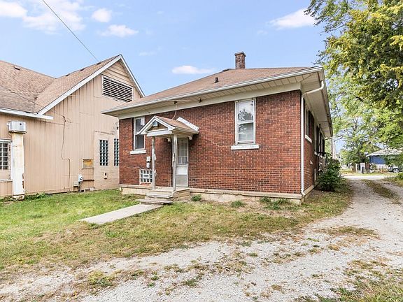 2nd image of 1218 Brown Ave