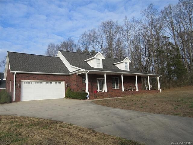 1st image of 152 Zurich Ln