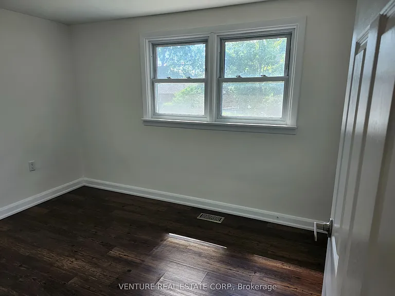 6 Sullivan Dr — Photo 20
