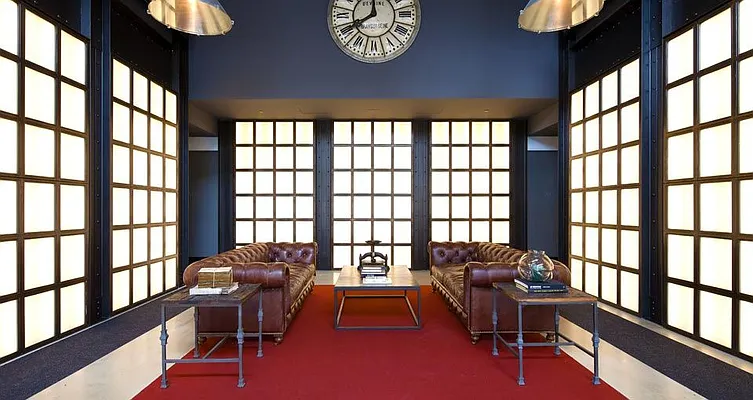 Rented by Aura Management | media 11