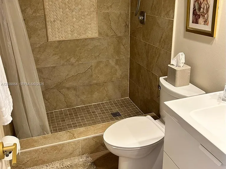 3520 Oaks Way #607 — Photo 15