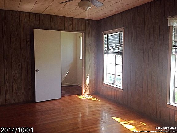 3rd image of 718 McDougal Ave