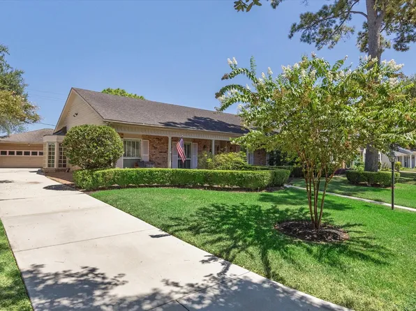 818 Olney Oak Dr, Houston, TX 77079