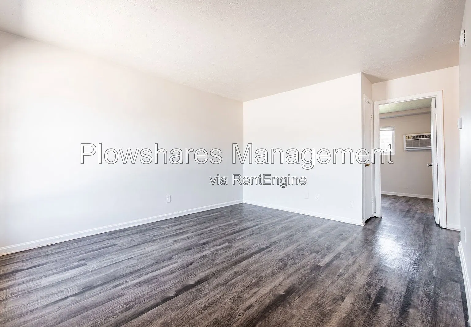 1 bed, 1.0 bath, 500 sqft, $899 — Photo 4