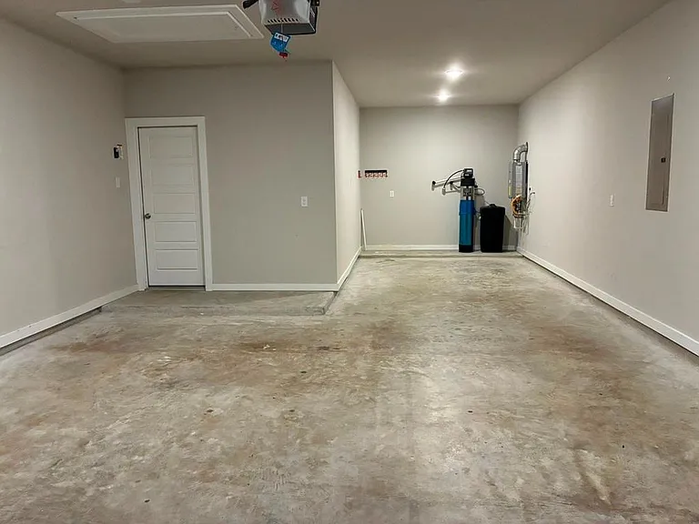 18218 Bluebird Branch Ln — Photo 41