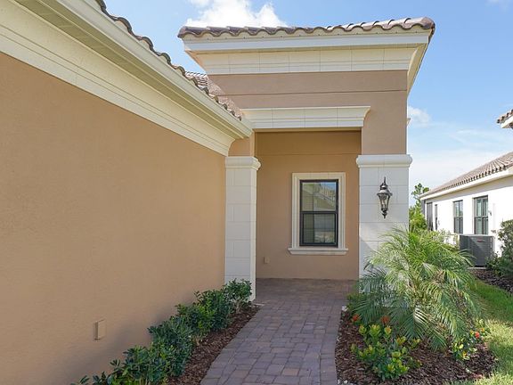 3rd image of 11663 Okaloosa Dr