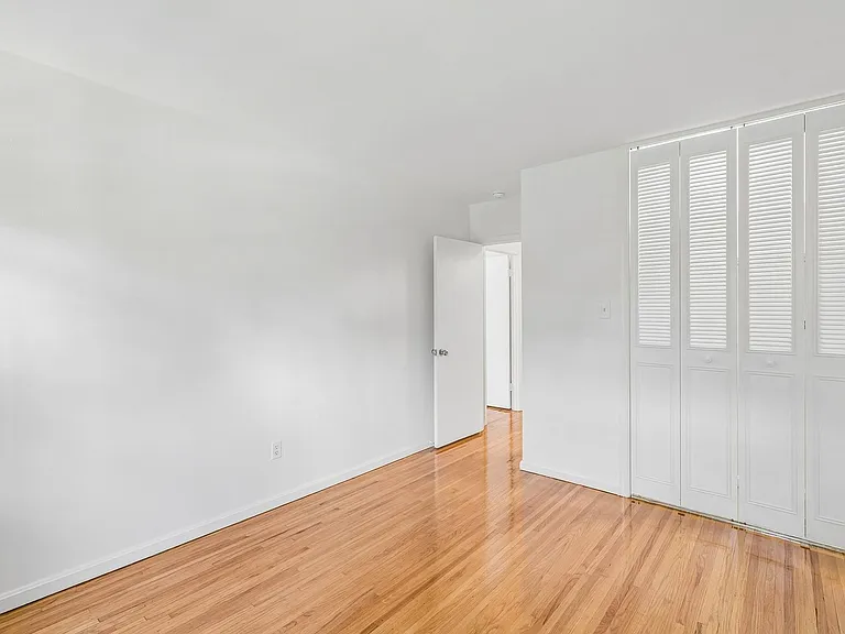 101 Mill Creek — Photo 32