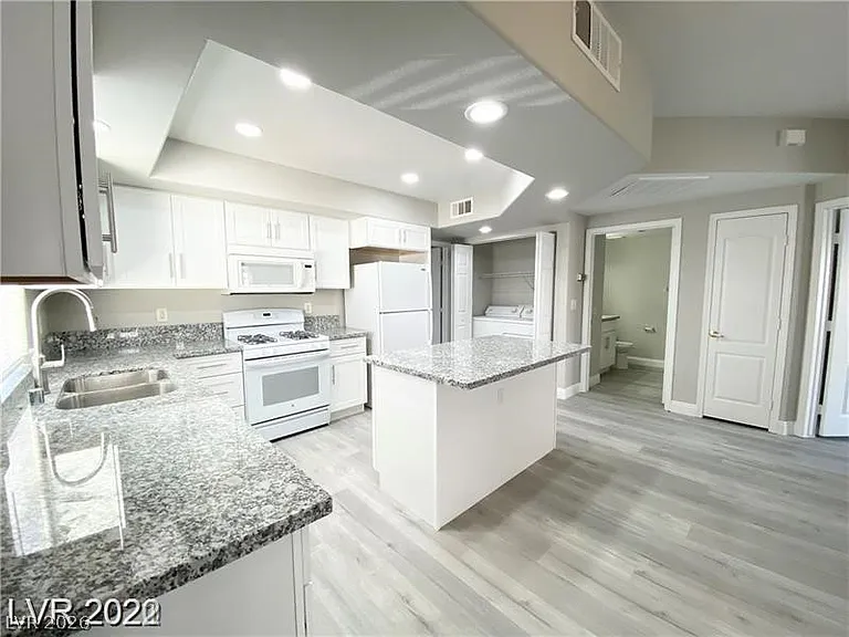 3601 Pintadas St #102 — Photo 3