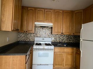 2029 Burr Ave #2F, Bronx, NY 10461