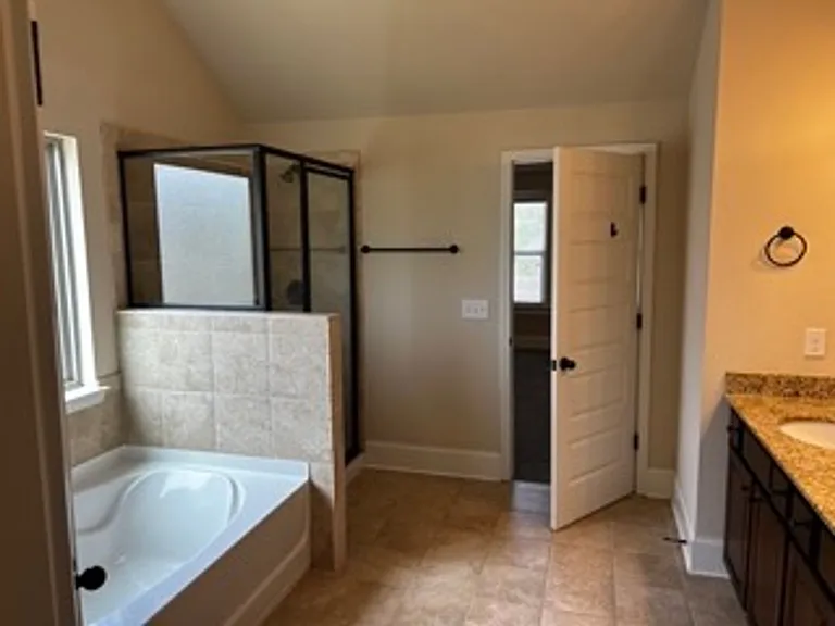 623 Meadow Grass Ln — Photo 24