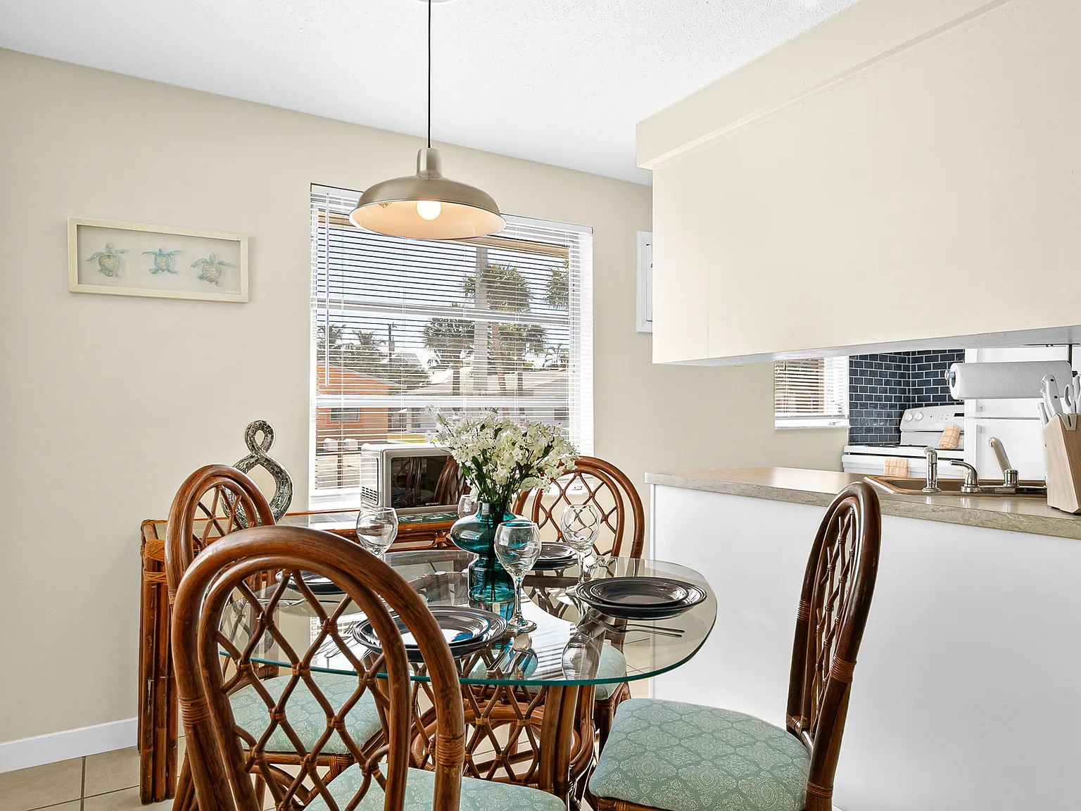 1 bed, 630 sqft, $3,200 — Photo 4