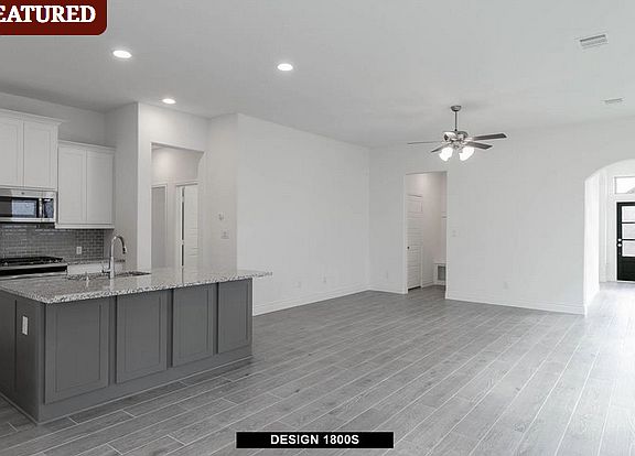 3rd image of 234 Glen Arbor Dr