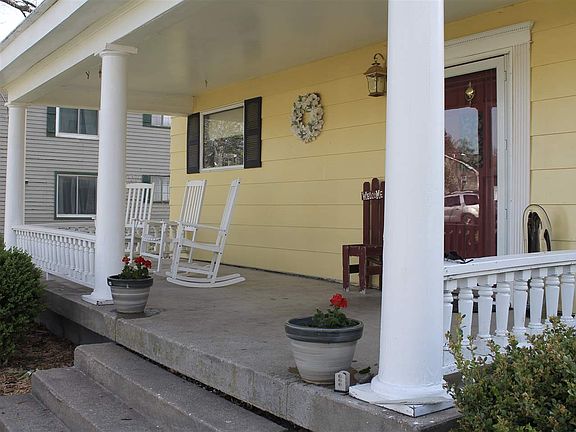 3rd image of 215 N Mulberry St
