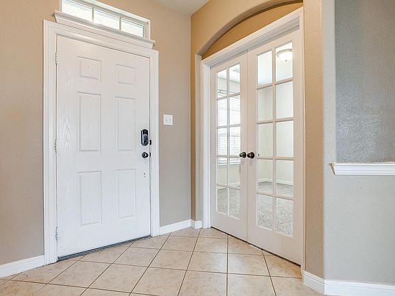 4th image of 428 Foxcraft Dr