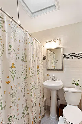 Rented by Stribling | media 9