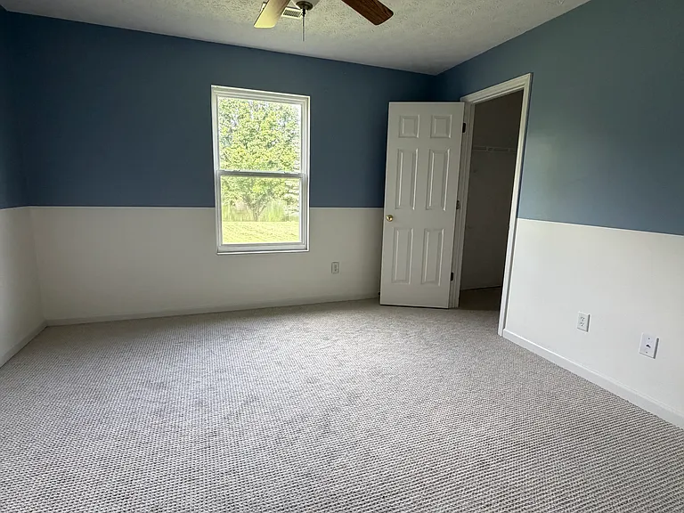 2306 Hazelnut Dr — Photo 17