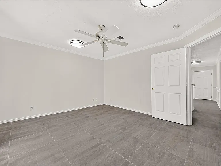 12502 Venus Park Ln — Photo 12