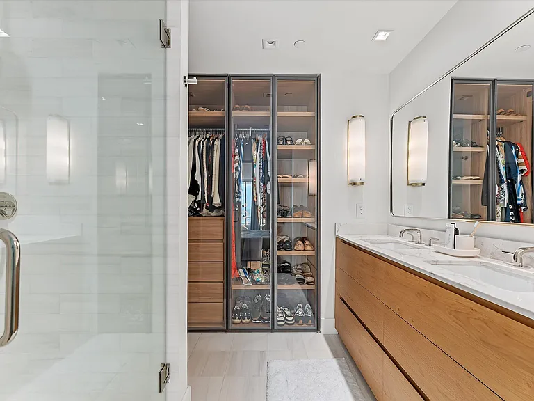 1040 Biscayne Blvd #4002 — Photo 17