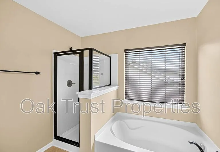 7018 Bellflower Ln — Photo 18