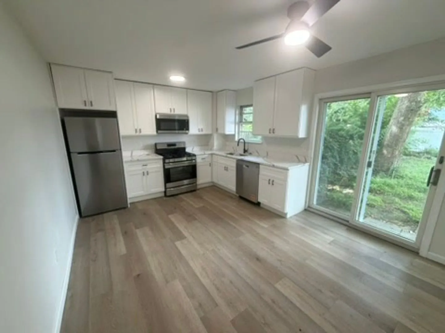 3-Bedroom Lakehurst Home with Fully Fenced Yard — Photo 3