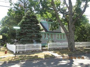 39 Victoria Park, Chicopee, MA 01020
