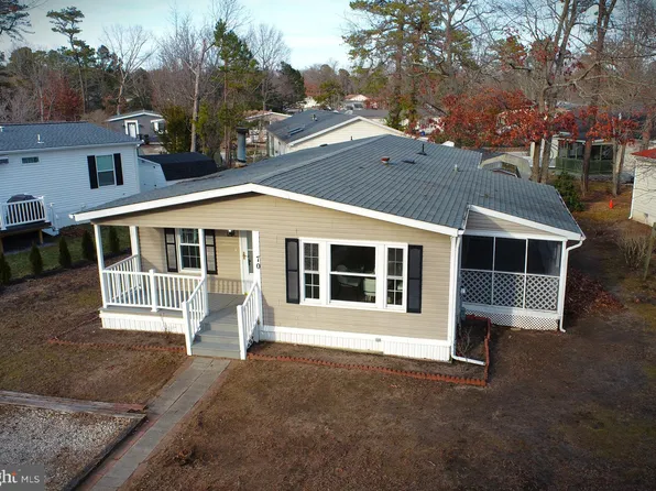 70 Hickory Ln, Mays Landing, NJ 08330