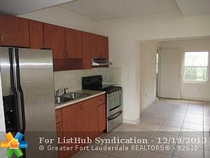 4th image of 2550 SW 55th Ave