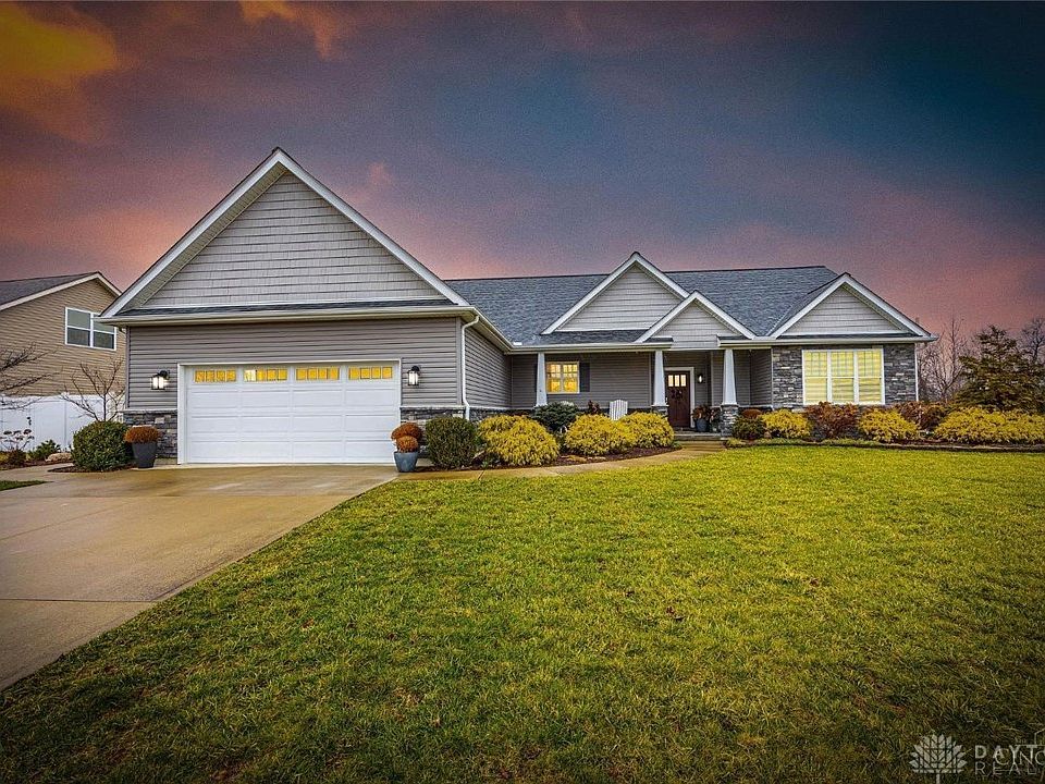 1st image of 119 Kelly Dr
