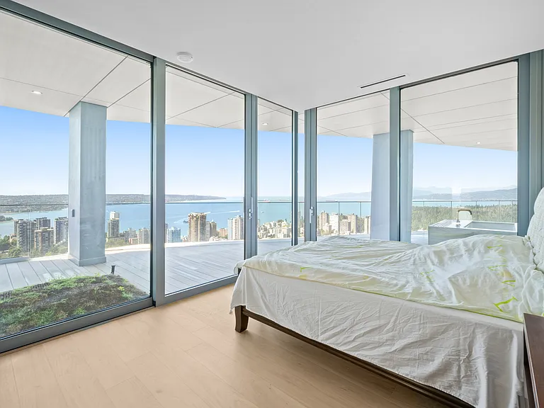 1568 Alberni St #Penthouse 3 — Photo 11
