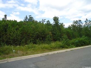 11 Oak Dr, Hot Springs National Park, AR 71901