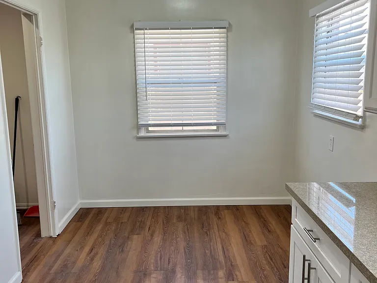 1258 S Cloverdale Ave — Photo 5