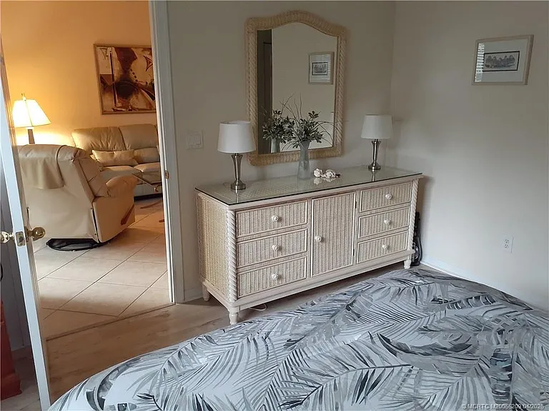 1571 SE Hampshire Way #104 — Photo 11