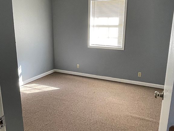 4th image of 2610 Hagan St