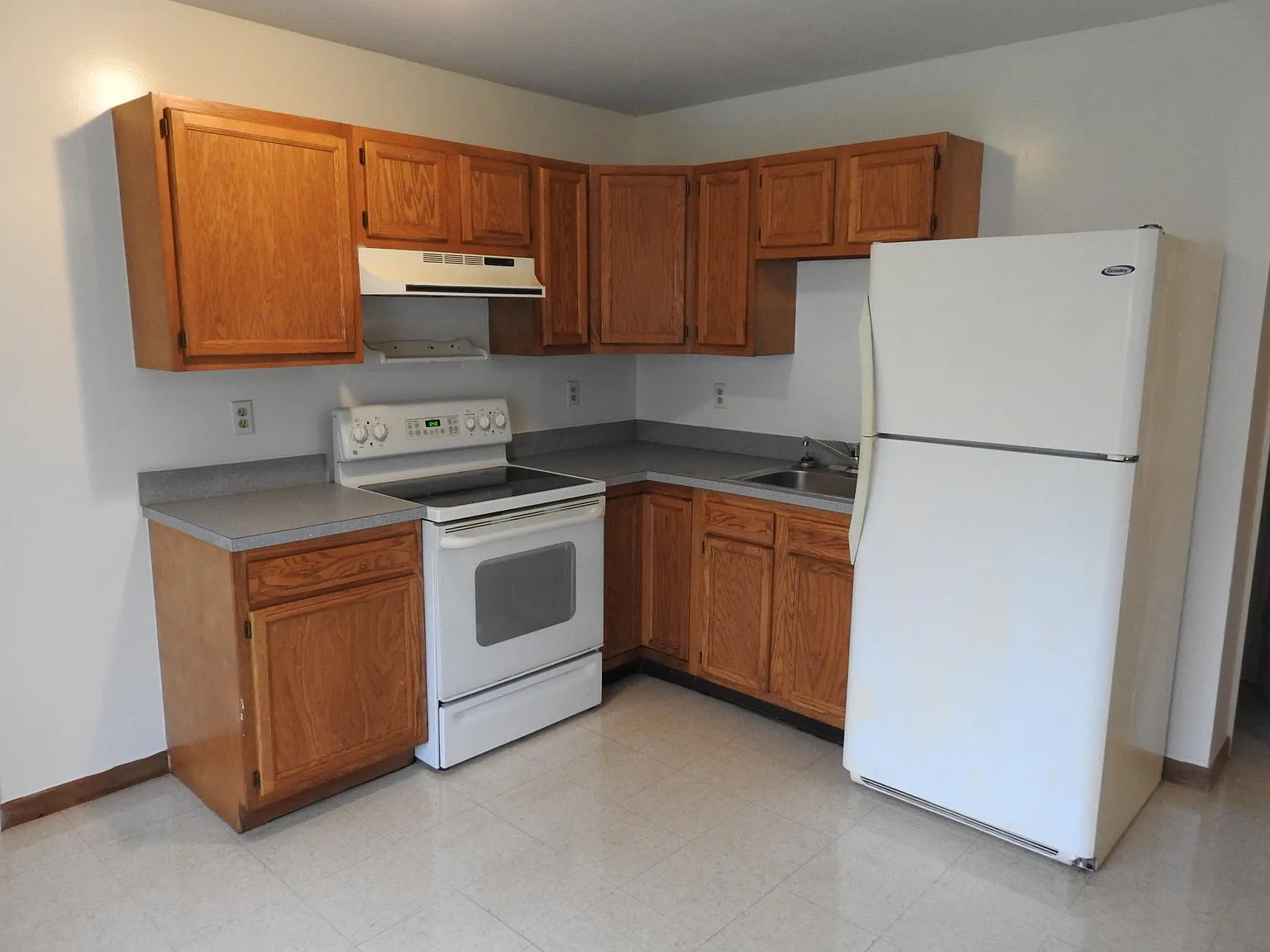 1 bed, 800 sqft, $950 — Photo 1