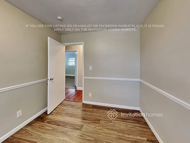 5881 NE 21st Rd — Photo 12